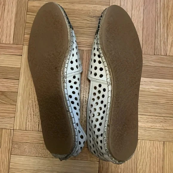 Loeffler Randall white & black perforated cap-toe flat espadrilles. Size 7.5 - Picture 3 of 5